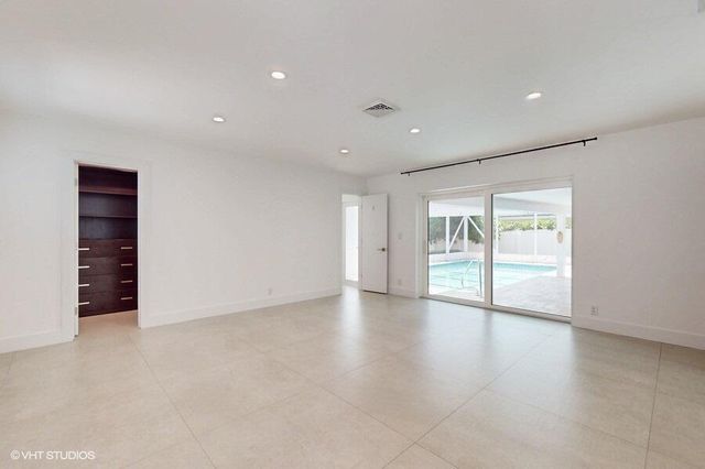 200 SW 6th Avenue, Boca Raton, FL 33486