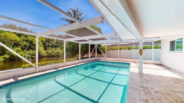 200 SW 6th Avenue, Boca Raton, FL 33486