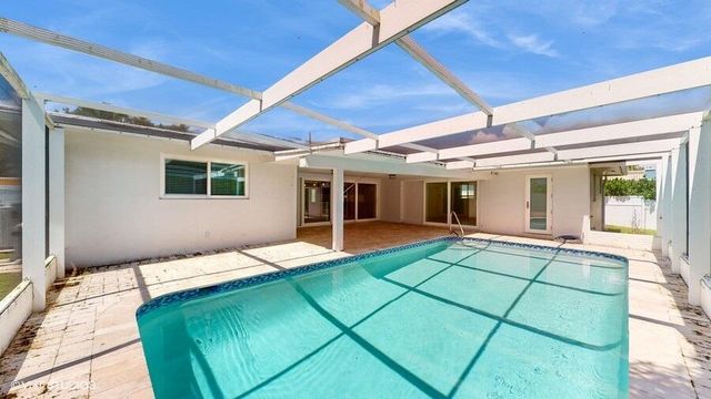 200 SW 6th Avenue, Boca Raton, FL 33486