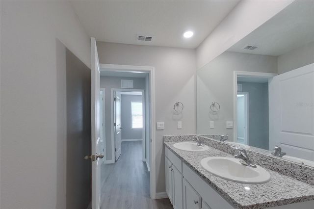 8584 SW 43RD TERRACE, Ocala, FL 34476