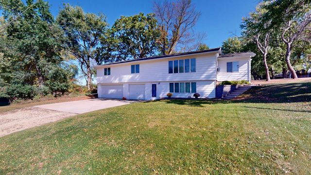 2418 W Main Street, Albert Lea, MN 56007