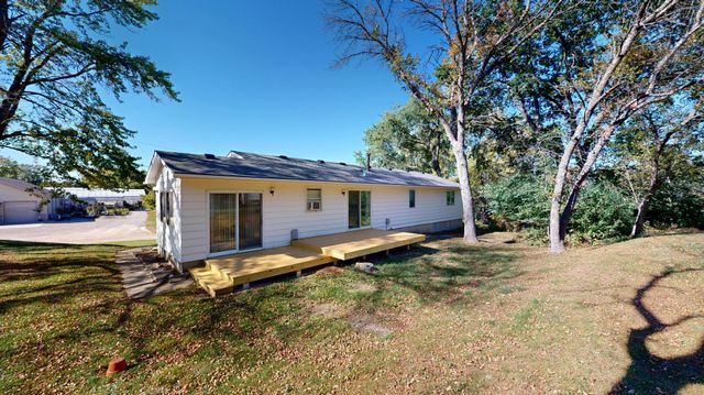 2418 W Main Street, Albert Lea, MN 56007