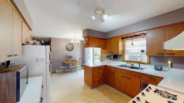 2418 W Main Street, Albert Lea, MN 56007