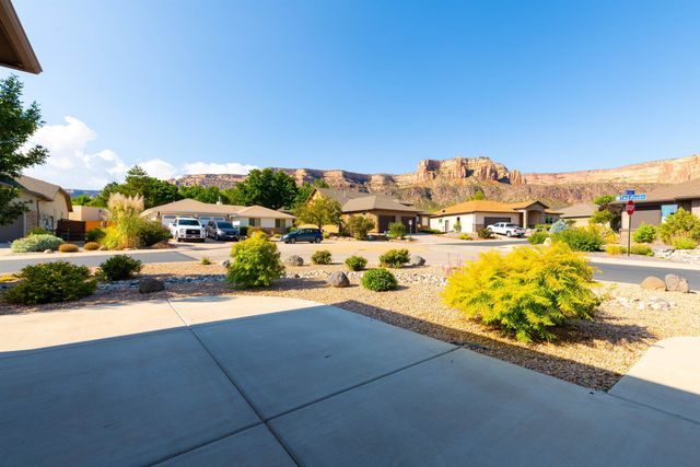 2098 Two Wood Drive, Grand Junction, CO 81507