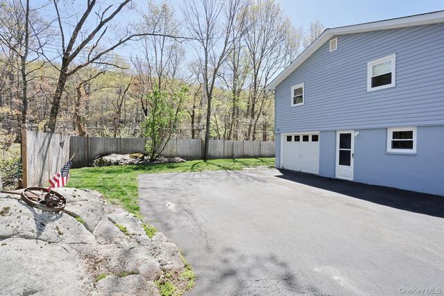 10 Park Avenue, Greenwood Lake, NY 10925