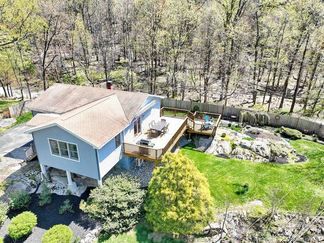 10 Park Avenue, Greenwood Lake, NY 10925