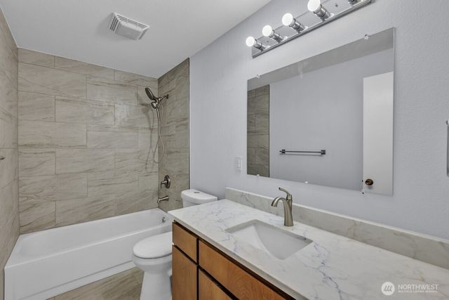 701 21st Street SE, Puyallup, WA 98372