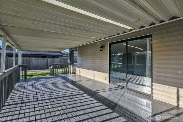 701 21st Street SE, Puyallup, WA 98372