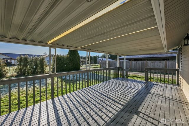 701 21st Street SE, Puyallup, WA 98372