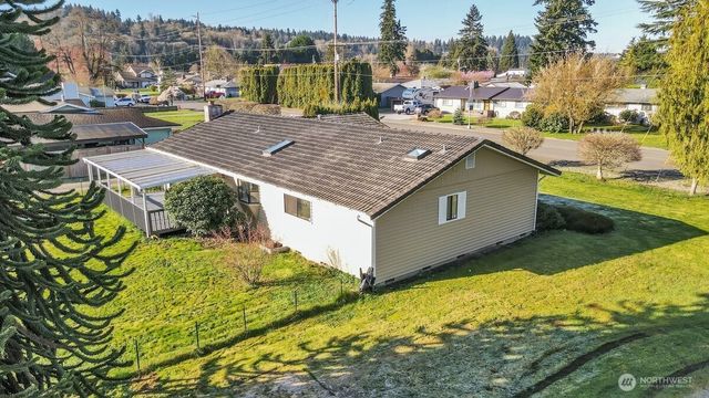 701 21st Street SE, Puyallup, WA 98372