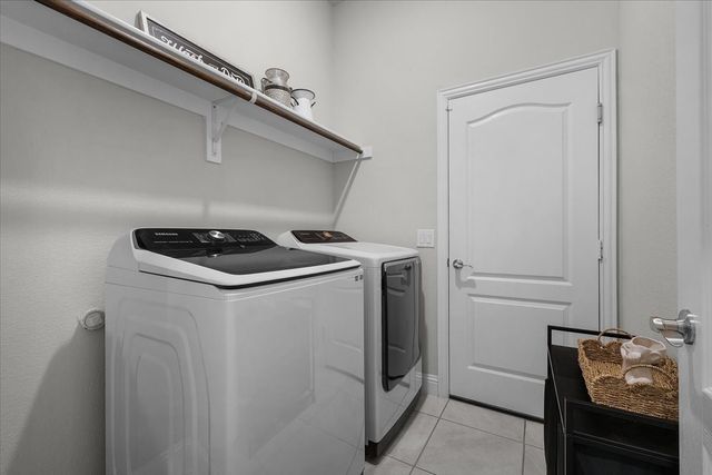 2740 LISA MARIA Street, Burleson, TX 76028