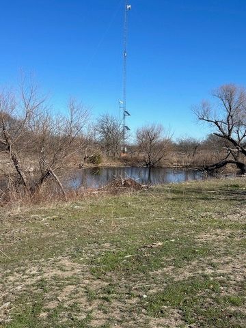 6800 County Road 912, Joshua, TX 76058