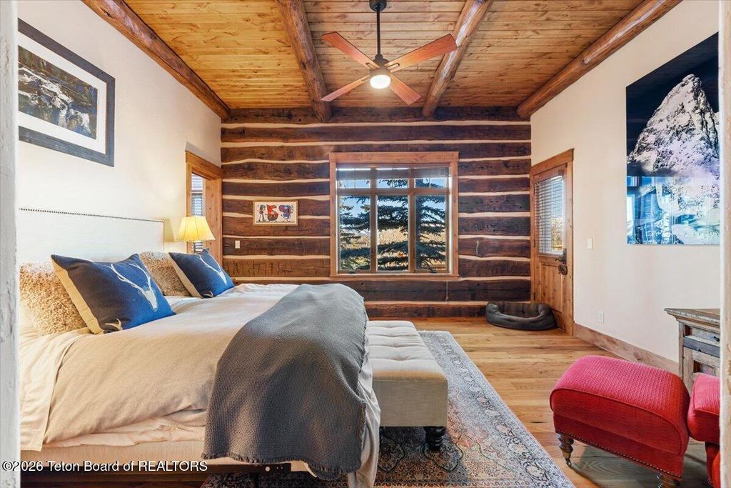 120 W WOLF Drive, Jackson, WY 83001 photo 13