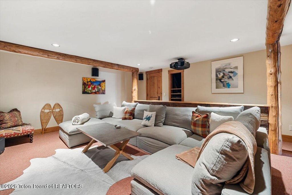 120 W WOLF Drive, Jackson, WY 83001 photo 31