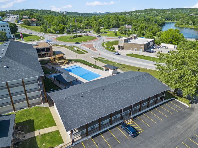 403 Veterans Boulevard 106, Branson, MO 65616