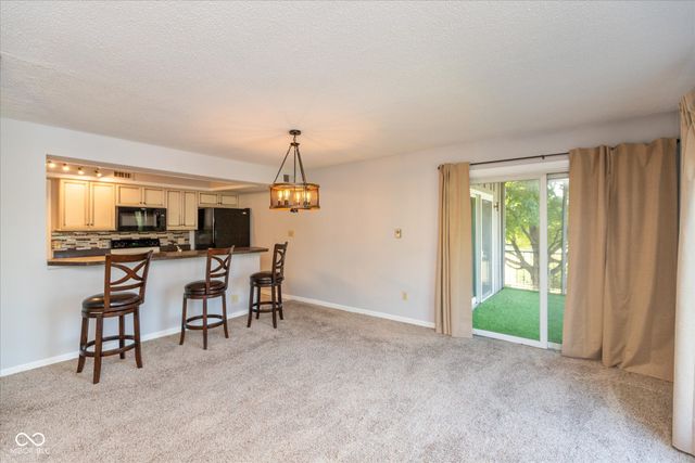 5026 Allisonville Road C, Indianapolis, IN 46205