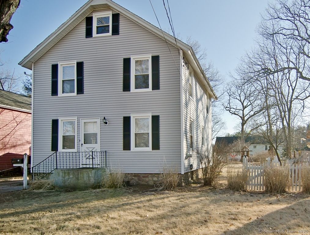 19 Fairview Street, Simsbury, CT 06070