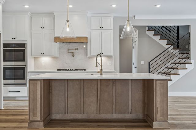 8625 Twelve Corners Rd, Lascassas, TN 37085