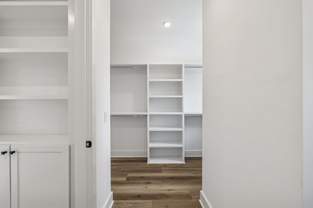 8625 Twelve Corners Rd, Lascassas, TN 37085