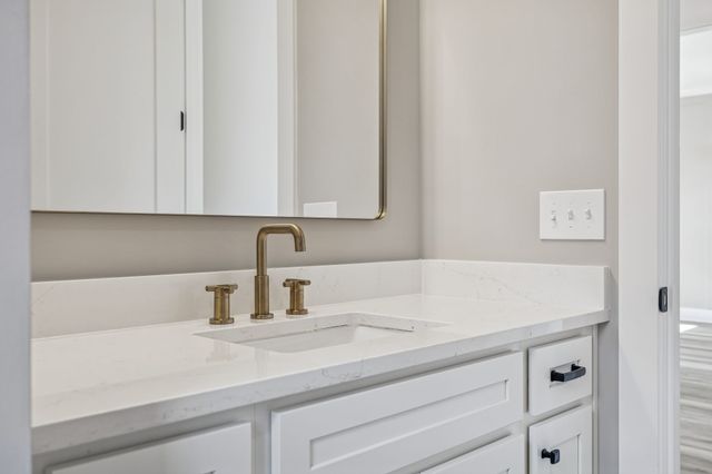 8625 Twelve Corners Rd, Lascassas, TN 37085