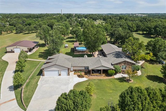 2264 County Road 1350 Road, Blanchard, OK 73010