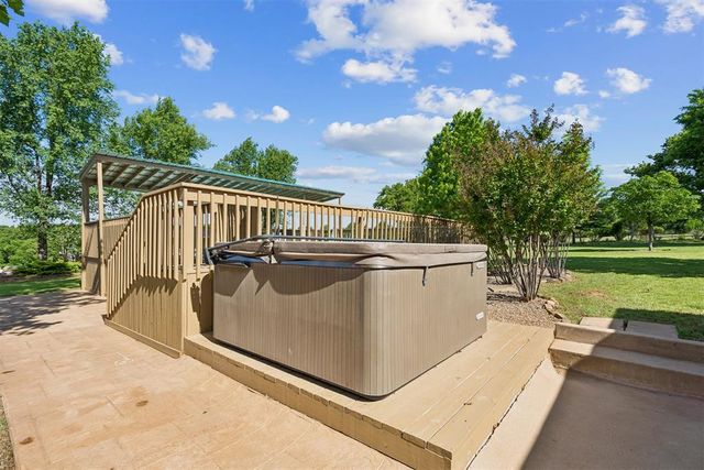 2264 County Road 1350 Road, Blanchard, OK 73010