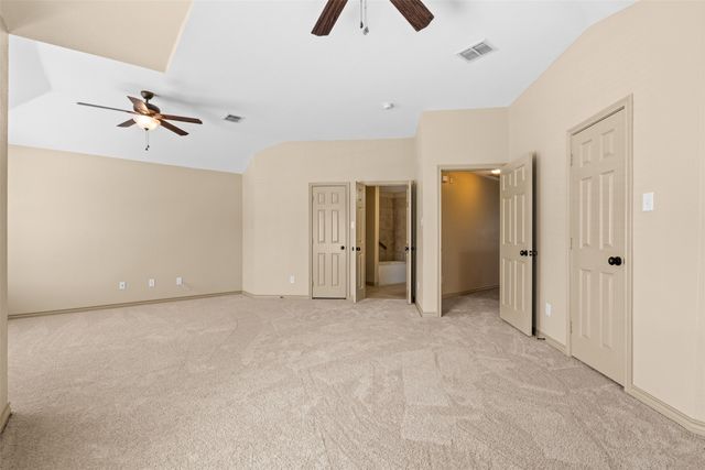 12611 Oceanside Drive, Fort Worth, TX 76040