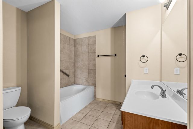 12611 Oceanside Drive, Fort Worth, TX 76040