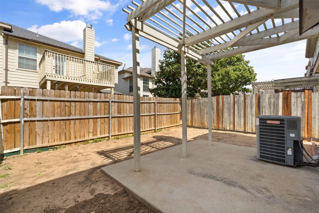 12611 Oceanside Drive, Fort Worth, TX 76040