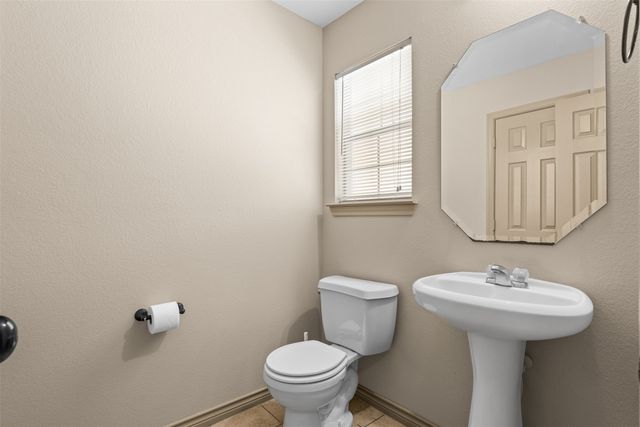 12611 Oceanside Drive, Fort Worth, TX 76040