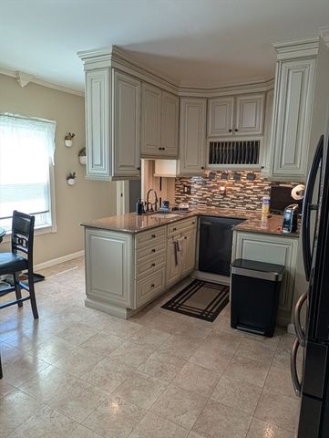 103 B, Lowell, MA 01851