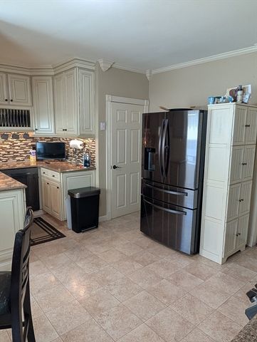103 B, Lowell, MA 01851