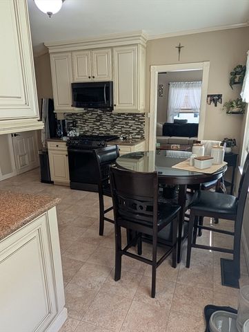 103 B, Lowell, MA 01851