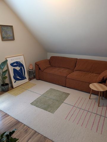 103 B, Lowell, MA 01851