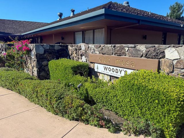 64 Del Mesa Carmel, Carmel, CA 93923