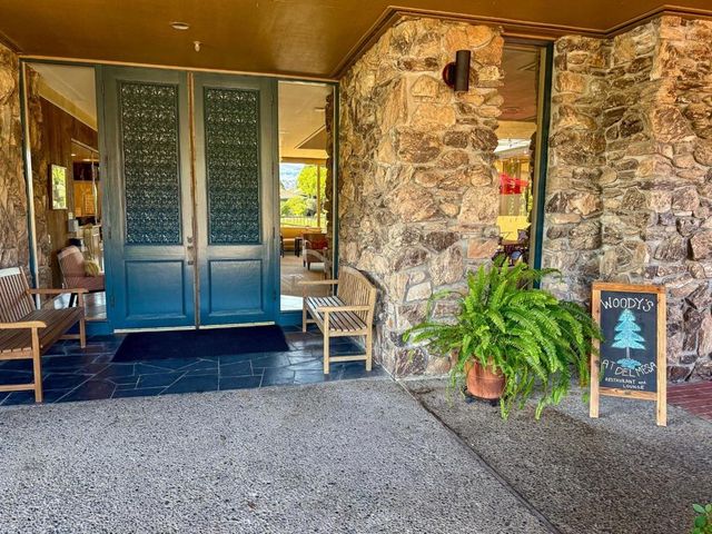 64 Del Mesa Carmel, Carmel, CA 93923