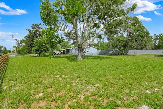 26106 FISHERMANS ROAD, Paisley, FL 32767