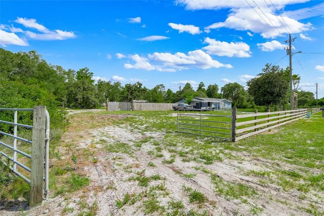 26106 FISHERMANS ROAD, Paisley, FL 32767