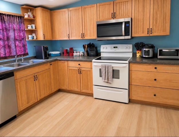 26106 FISHERMANS ROAD, Paisley, FL 32767