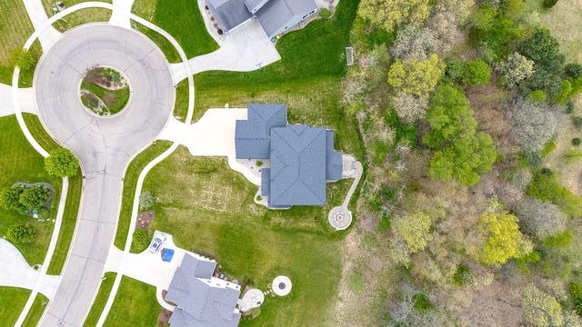 4010 Hollow Wood Drive, Portage City, MI 49024