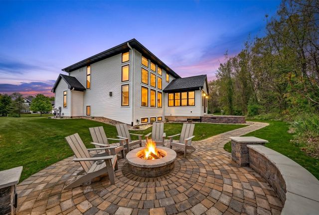 4010 Hollow Wood Drive, Portage City, MI 49024