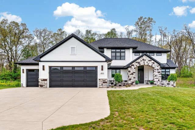 4010 Hollow Wood Drive, Portage City, MI 49024