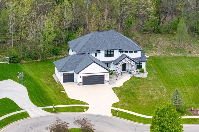 4010 Hollow Wood Drive, Portage City, MI 49024