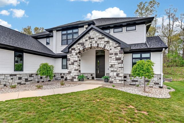 4010 Hollow Wood Drive, Portage City, MI 49024