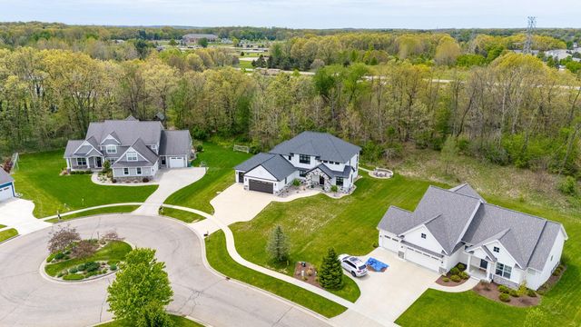 4010 Hollow Wood Drive, Portage City, MI 49024
