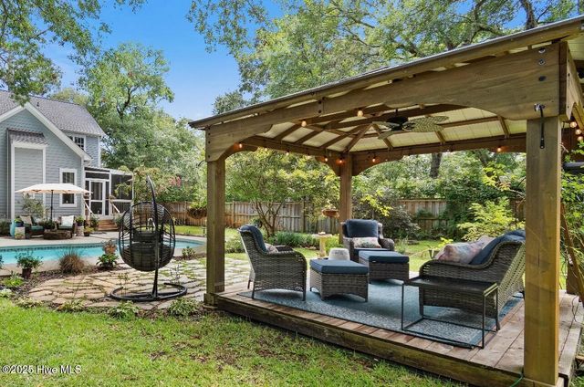 5147 Fernwood Drive, Southport, NC 28461