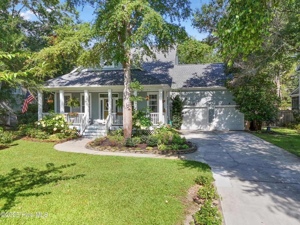 5147 Fernwood Drive, Southport, NC 28461