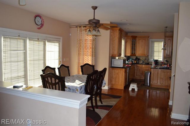 50805 Drakes Bay Drive, Novi, MI 48374