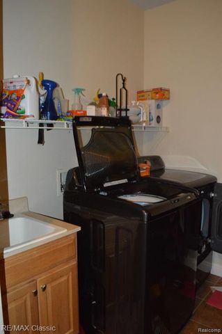 50805 Drakes Bay Drive, Novi, MI 48374