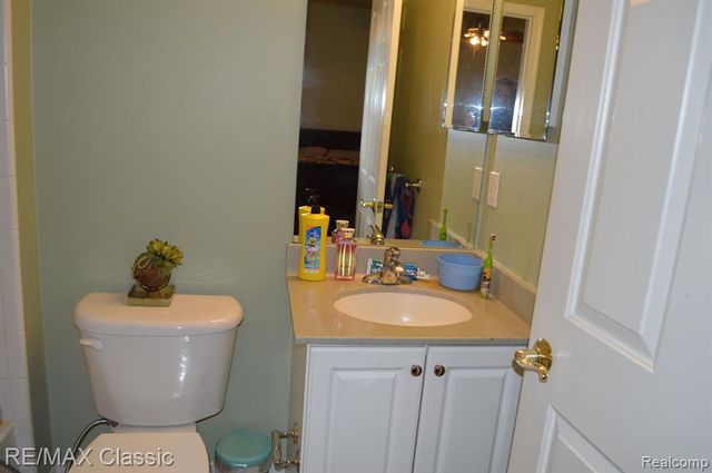 50805 Drakes Bay Drive, Novi, MI 48374